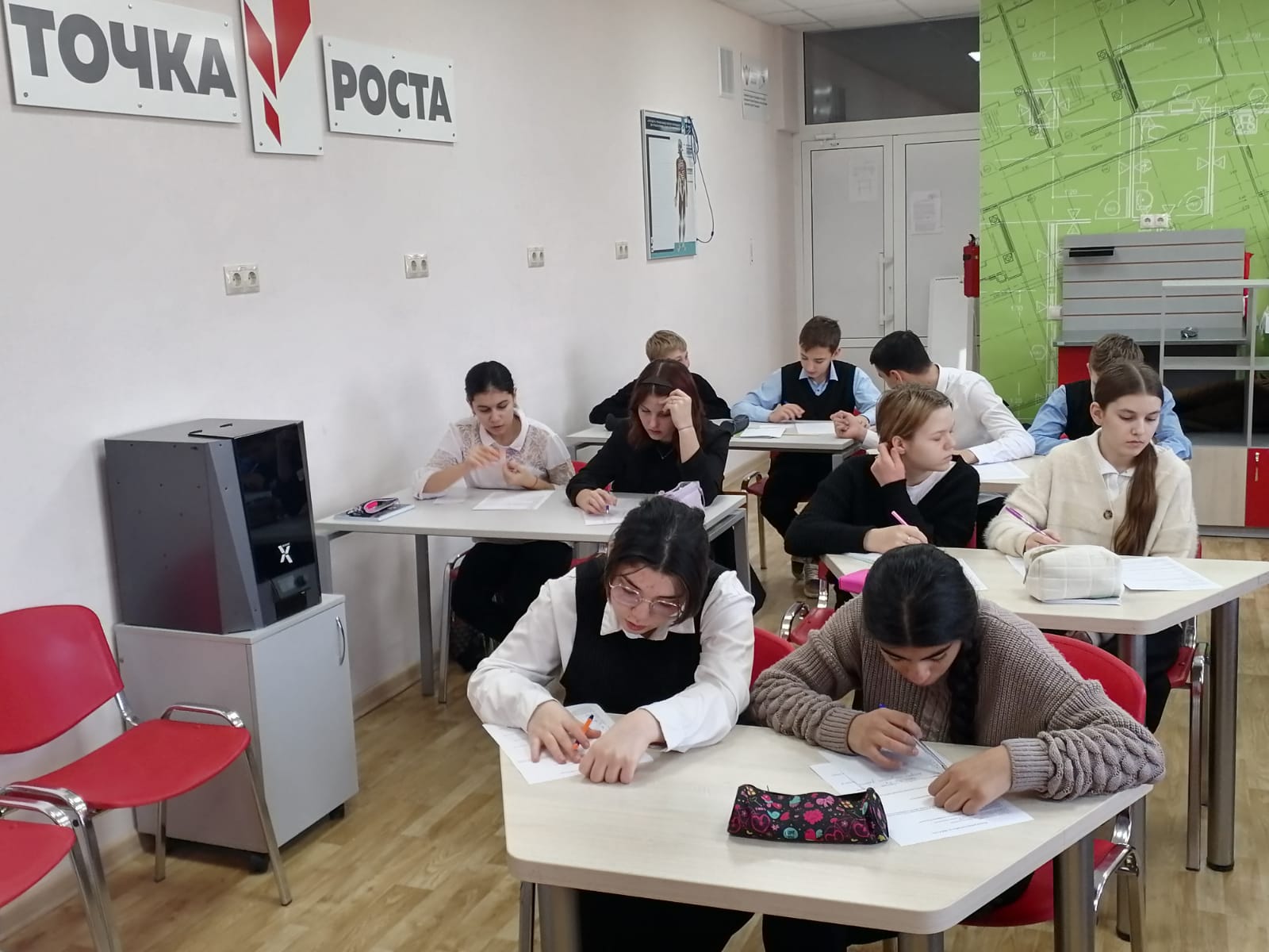 «Виды, назначение и технико-тактические характеристики стрелкого оружия и гранат ВС РФ»..