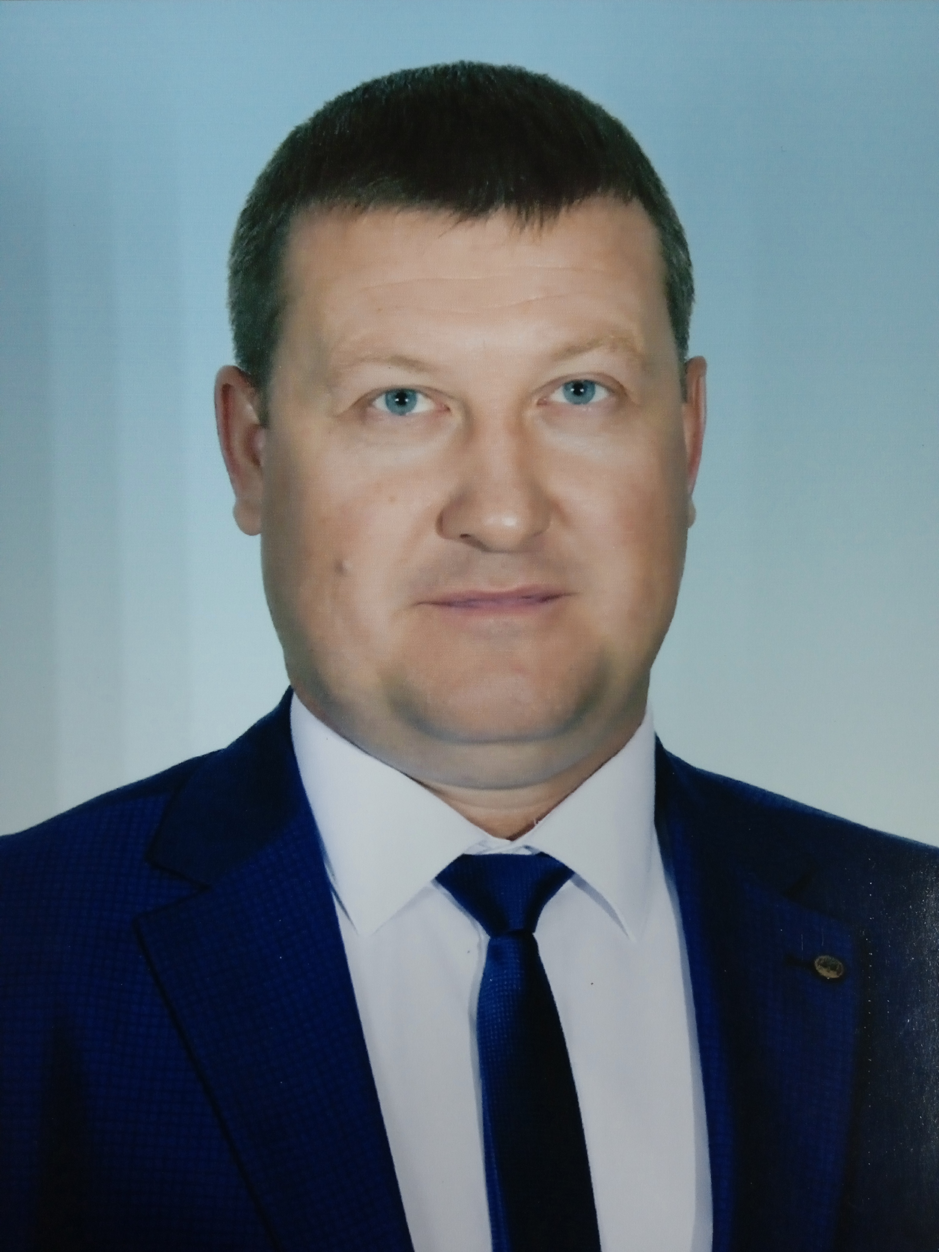 Кондраков Владимир Васильевич,  педагог по шахматам.